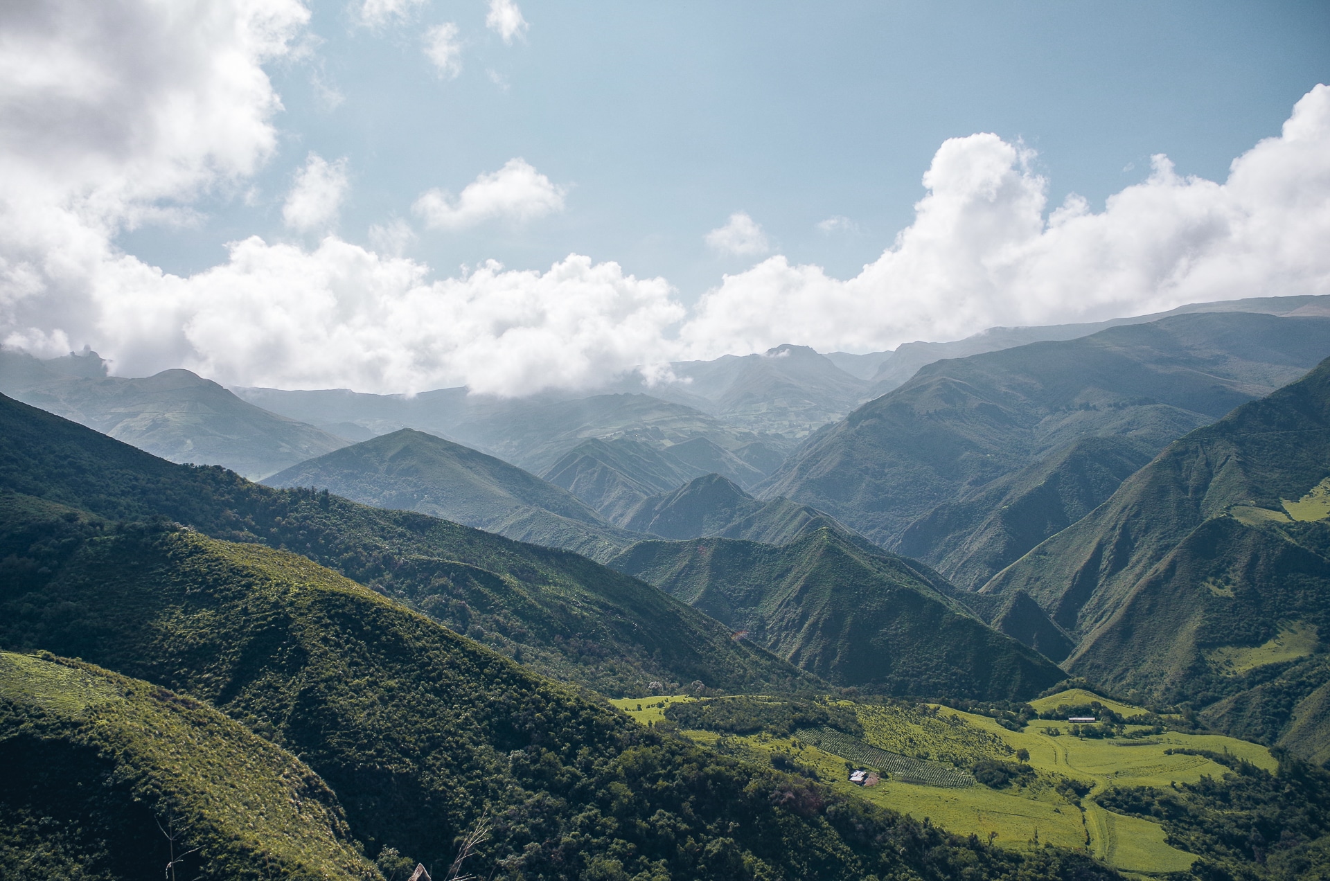 portefeuille de montagnes dans les Andes équatoriennes Trek Quilotoa Isinlivi
