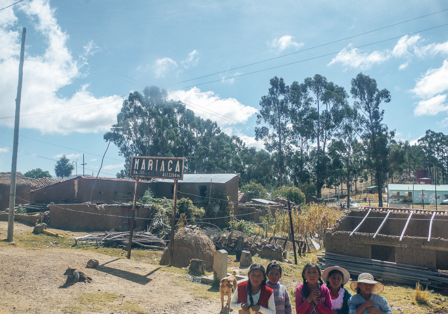 village de Mariaca voyager en train en Bolivie