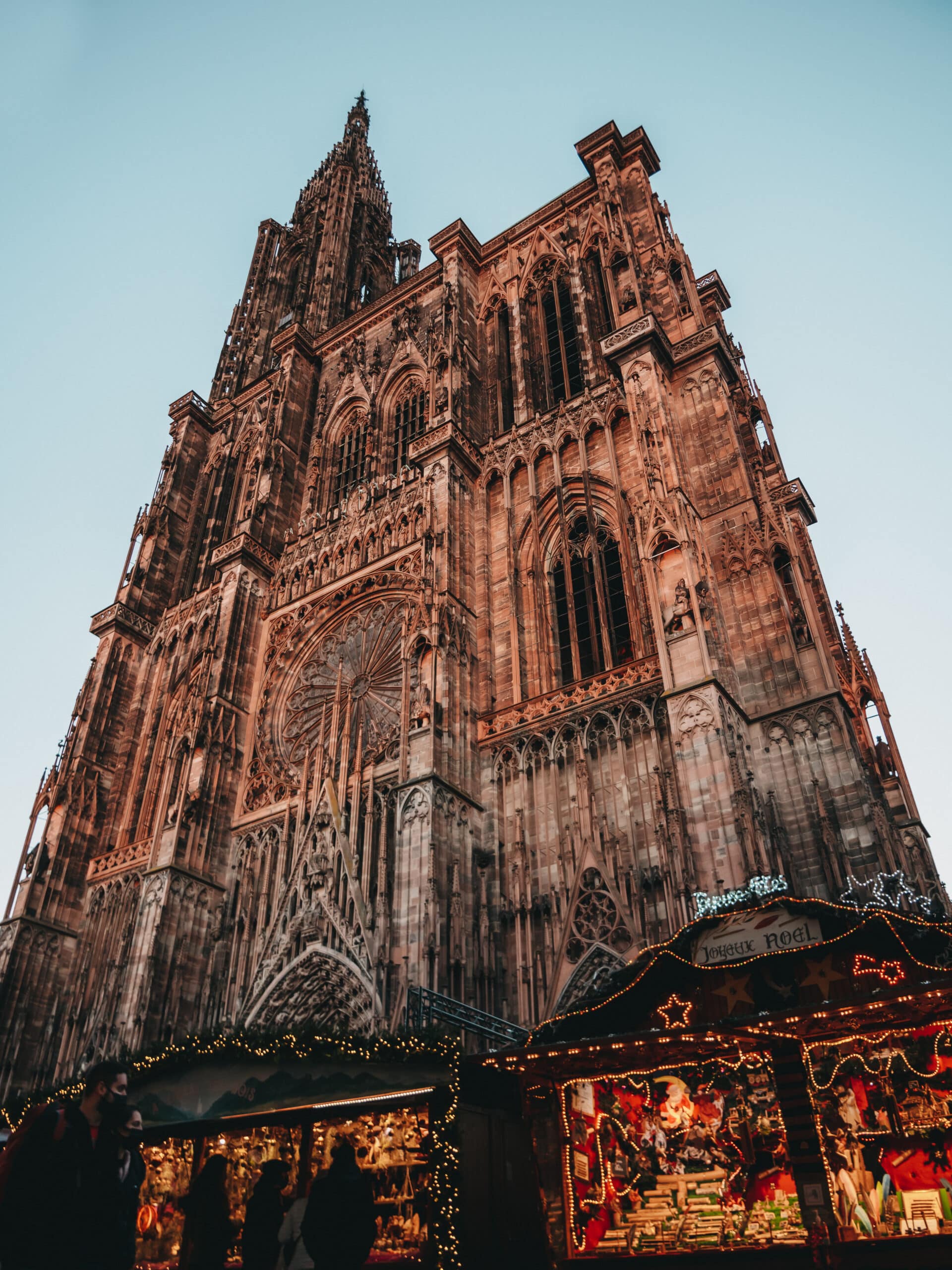 cathédrale notre dame de Strasbourg marché de noel a Strasbourg capitale de noel