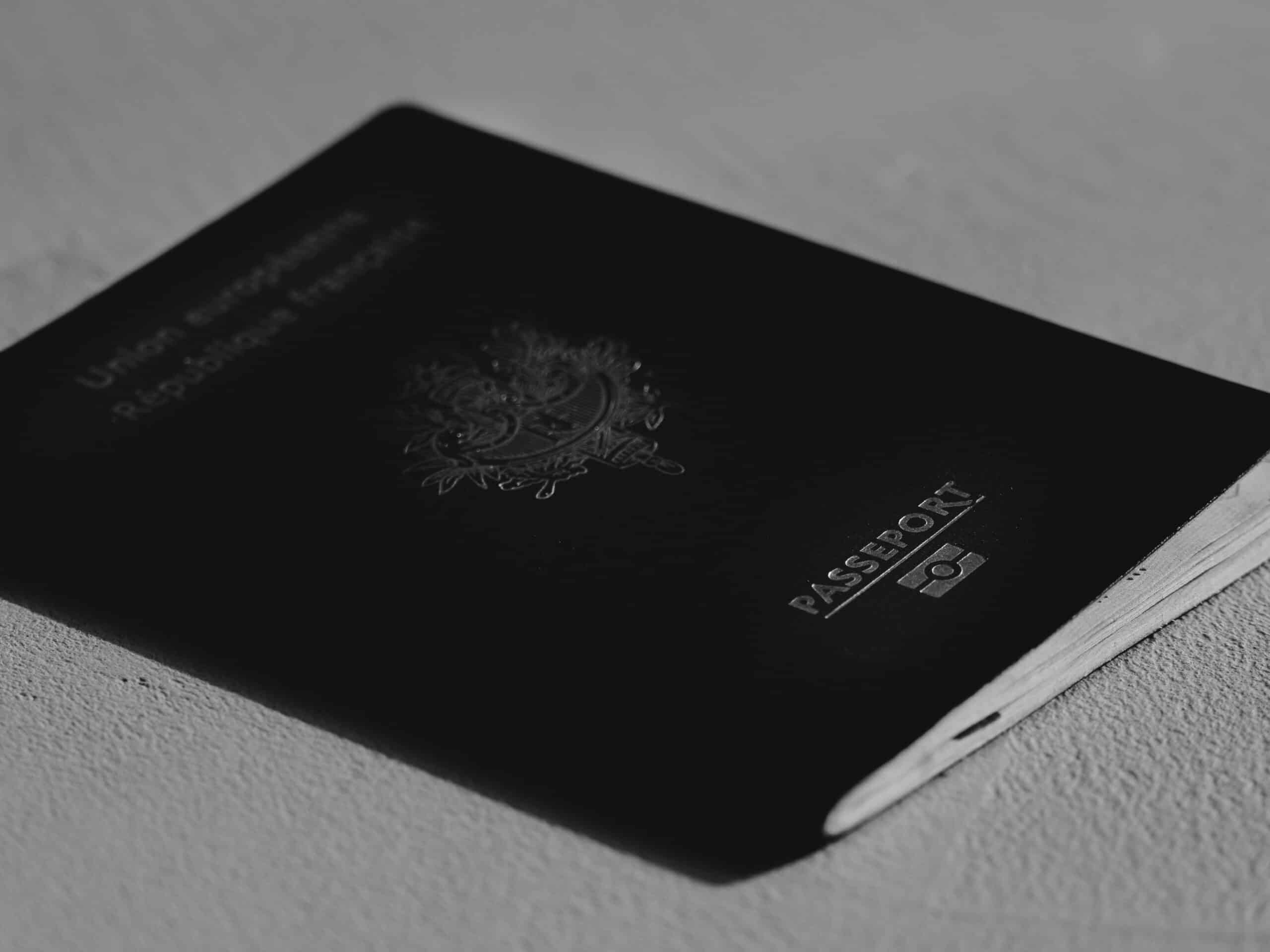 comment savoir si on a un passeport biométrique